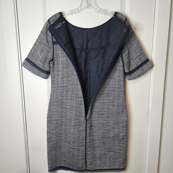 Magaschoni Navy White Tweed Textured Short Sleeve Lace Trimmed Mini Dress Size 6 - Picture 3 of 15